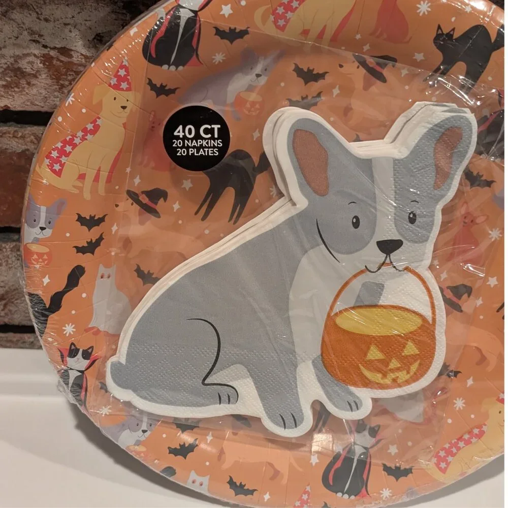 Halloween Plates & Napkins Set – 40 Count – Dogs & Cats Print, New in Package